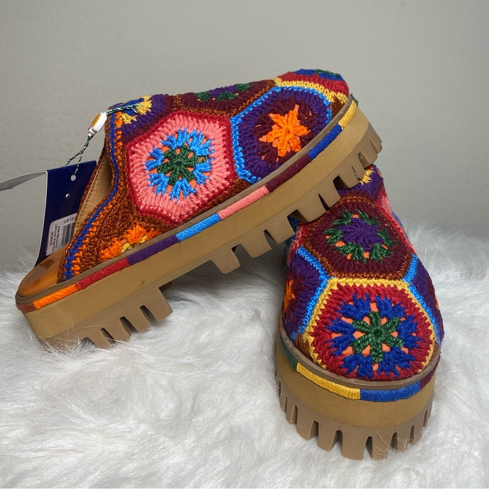 FARM Rio Multicolor Crochet Clogs Sz 10 NWB - Picture 3 of 11